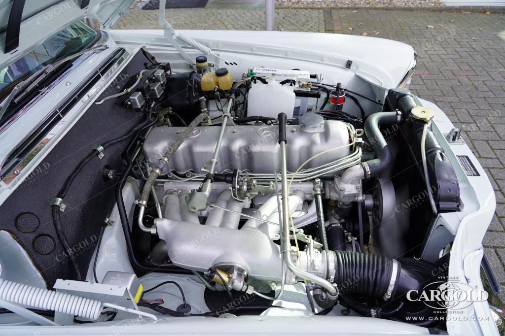 Cargold - Mercedes 250 SE Coupé - neuwertiger Zustand   - Bild 6